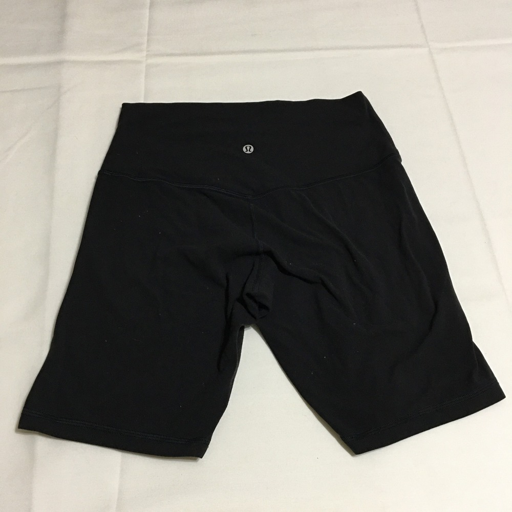 Lululemon Align High-Rise Shorts 8" Womens Size 8 Black Biker